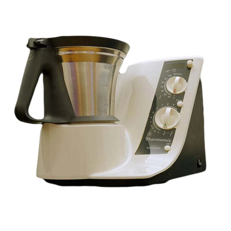 Bimby TM 21 Ricondizionato con Garanzia 12 mesi, robot da cucina versatile e affidabile per preparazioni culinarie.